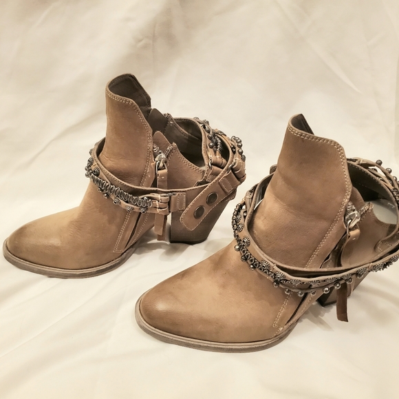 Dolce Vita booties Hollice 6.5 - Picture 4 of 8